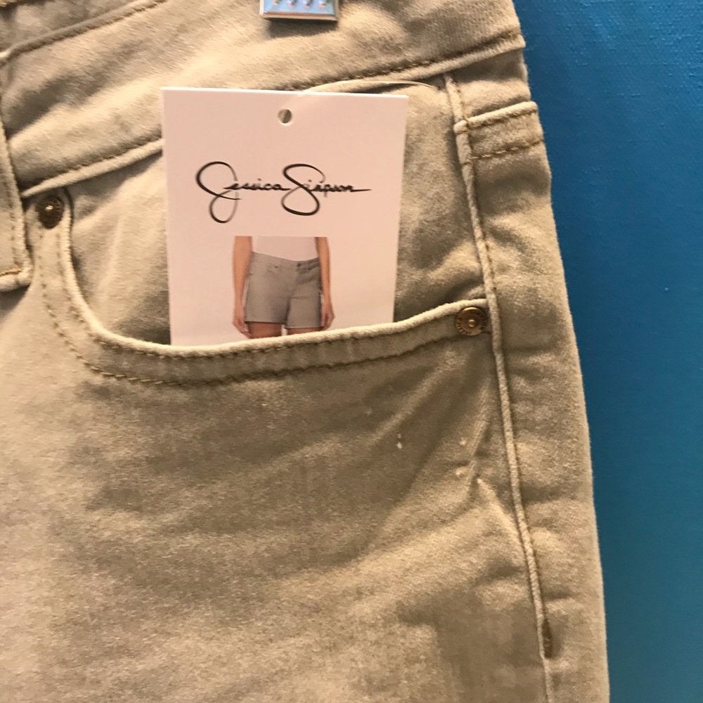 🔶NEW Jessica Simpson Rolled Cuff Shorts - Picture 6 of 7
